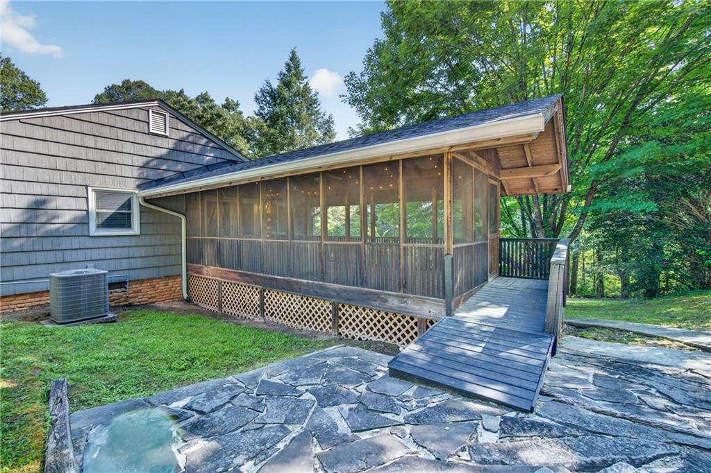 188 Hillendale Drive Property Photo 22