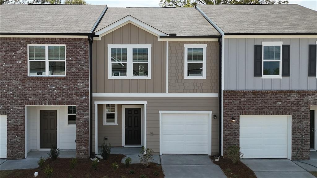 1103 Lucienne Boulevard Property Photo 1