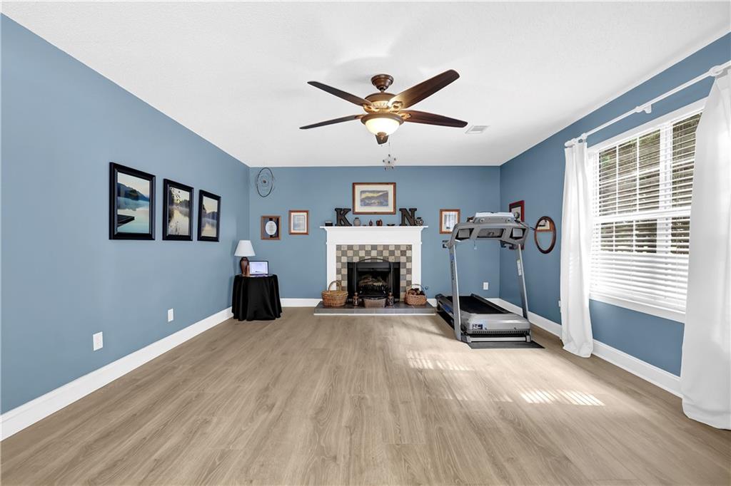 7010 Pinecone Way Property Photo 5