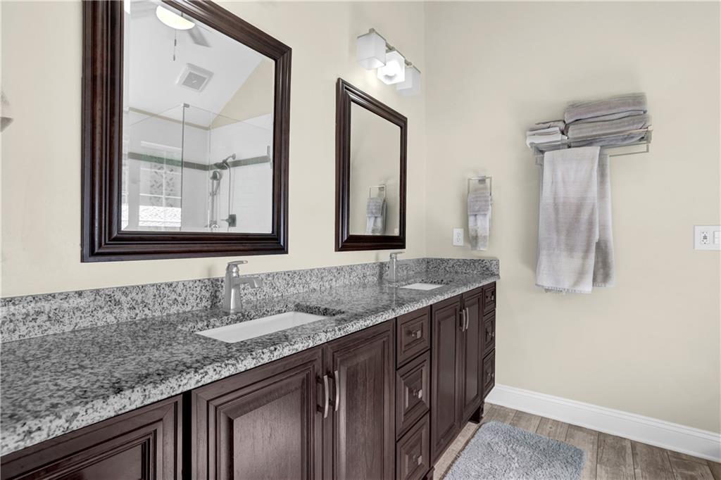 7010 Pinecone Way Property Photo 34