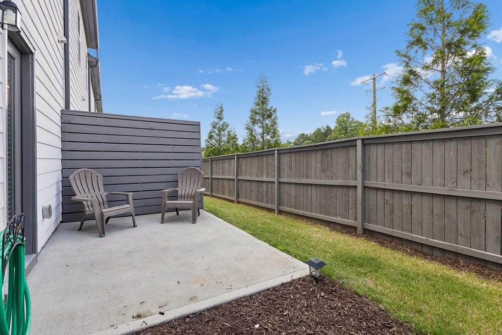 308 Crider Court Property Photo 28