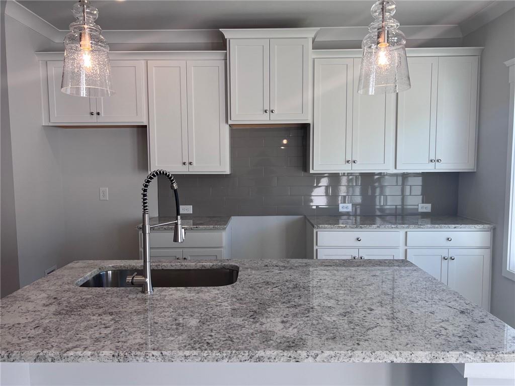 7776748 Property Photo 14
