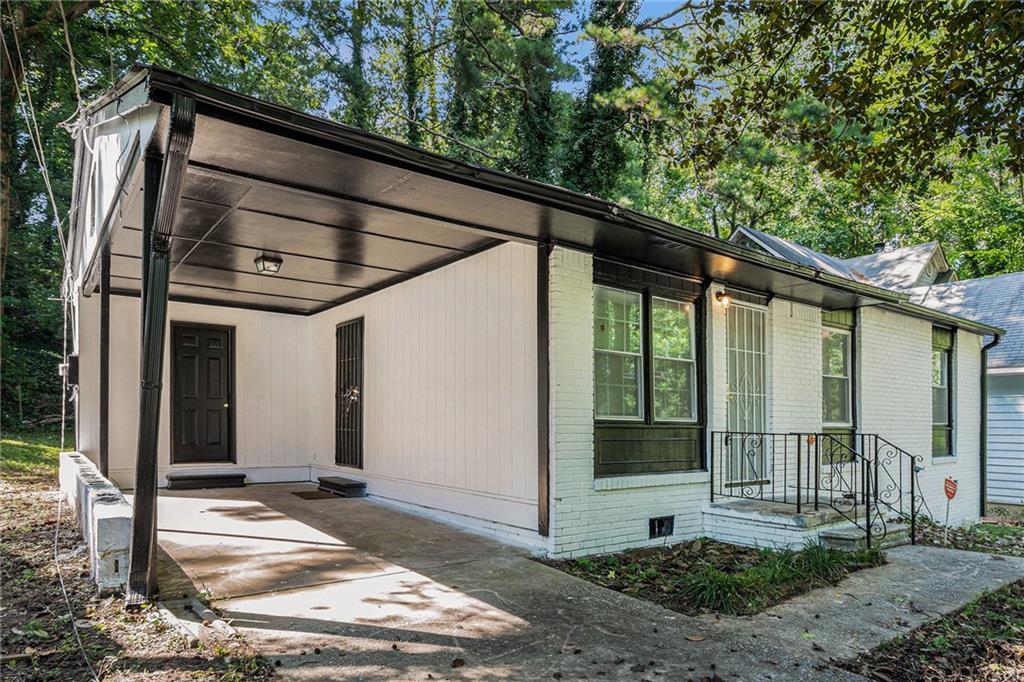 836 Bolton Road Property Photo 1