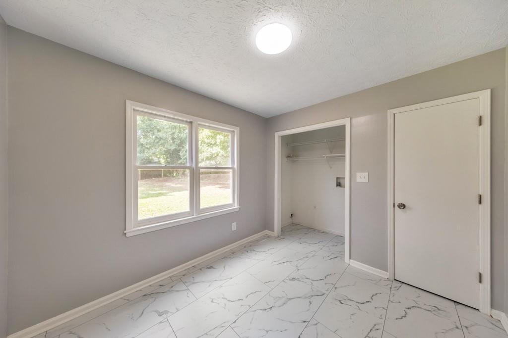 3371 Westover Way Se Property Photo 20