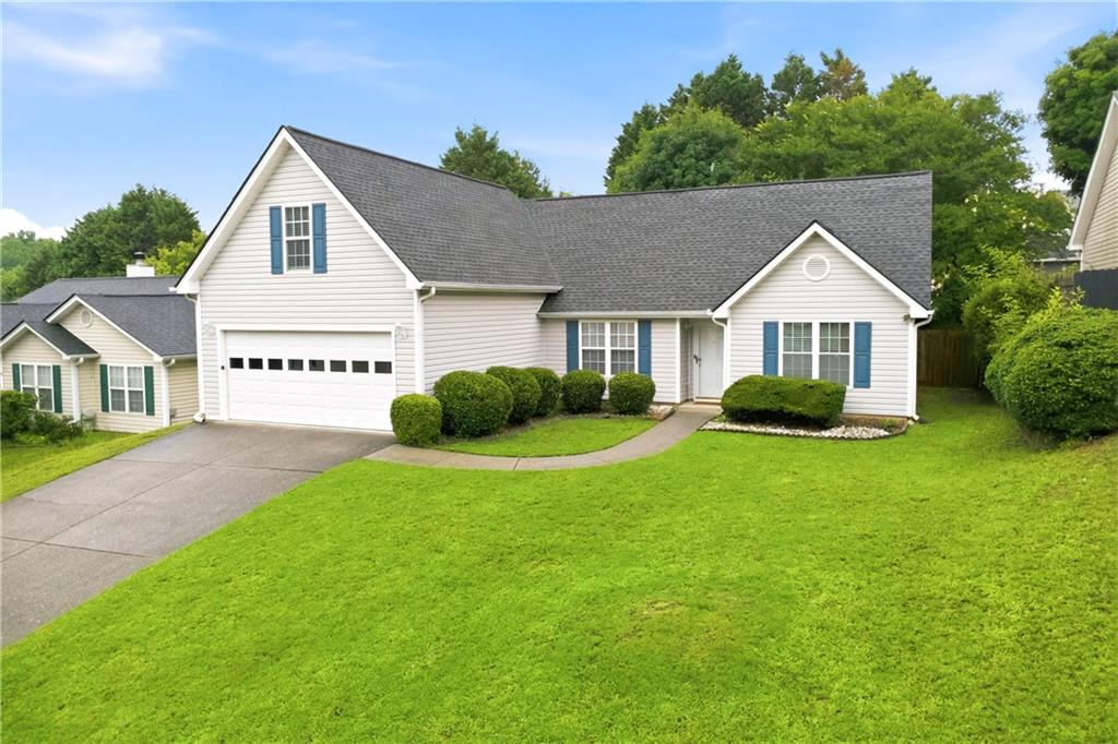 220 Ashland Manor Drive Property Photo 1