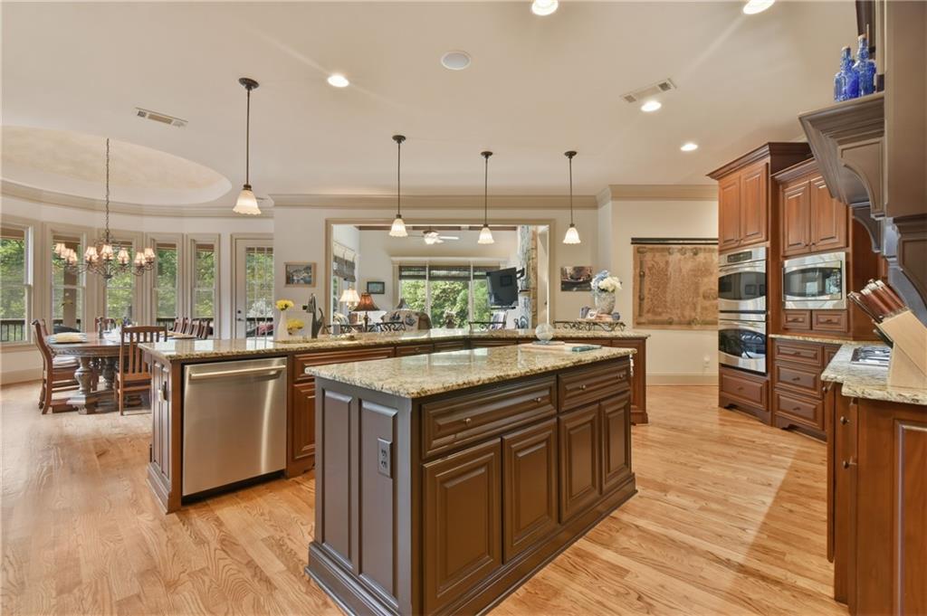 5038 Pointer Ridge Property Photo 17