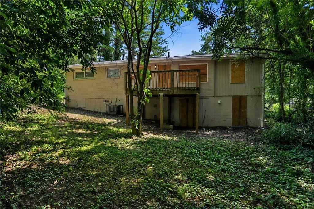 3490 Pinehill Drive Property Photo 1