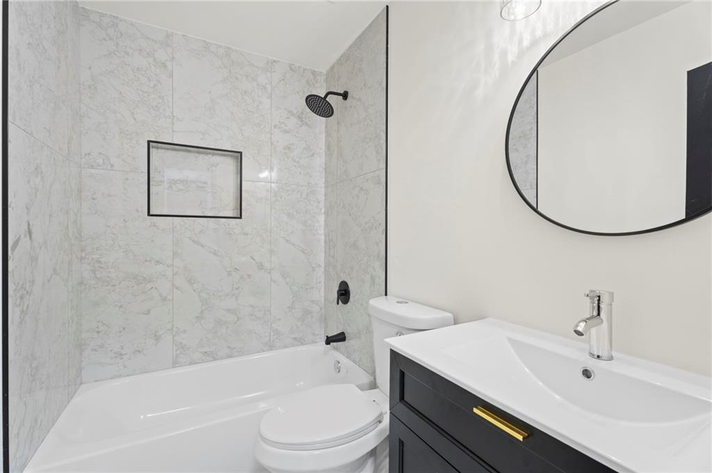 3602 Bristol Overlook Property Photo 17
