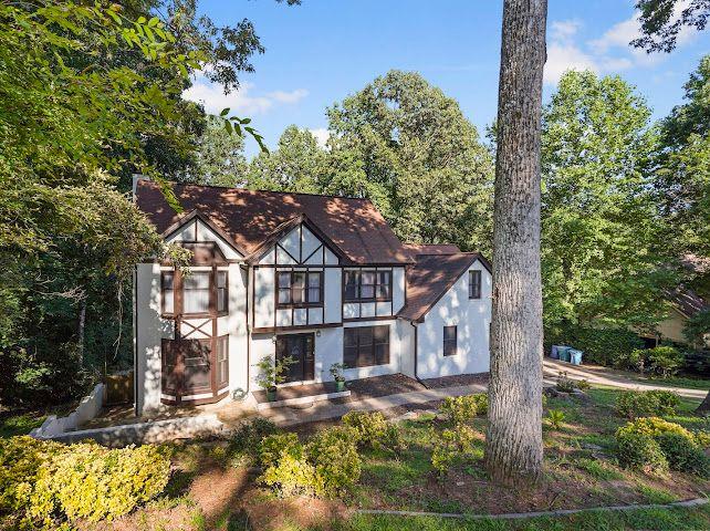 4640 Calleigh Way Property Photo 3