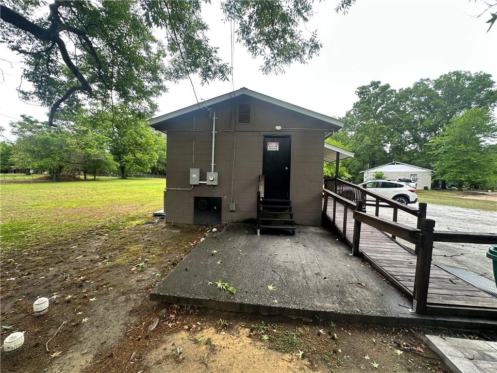 648 Ellington Avenue Property Photo 6