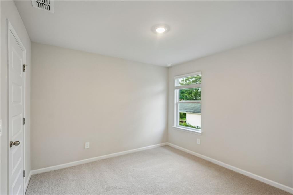 2394 Martin Spring Bend Property Photo 24
