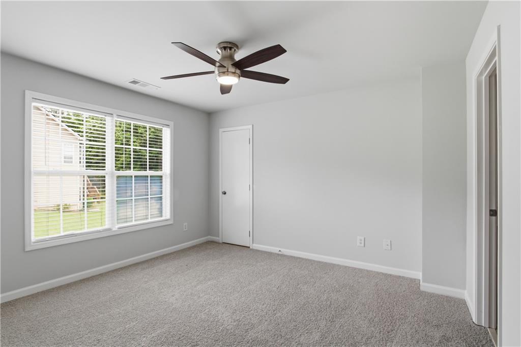 30 Roberson Drive Ne Property Photo 4