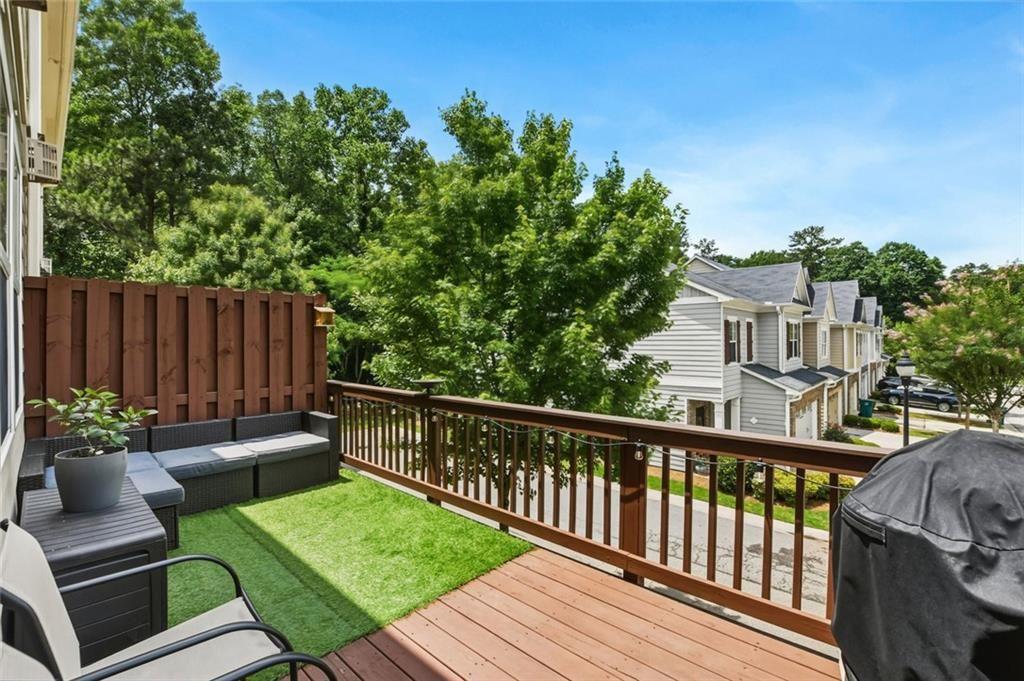 209 Aventine Lane Property Photo 23