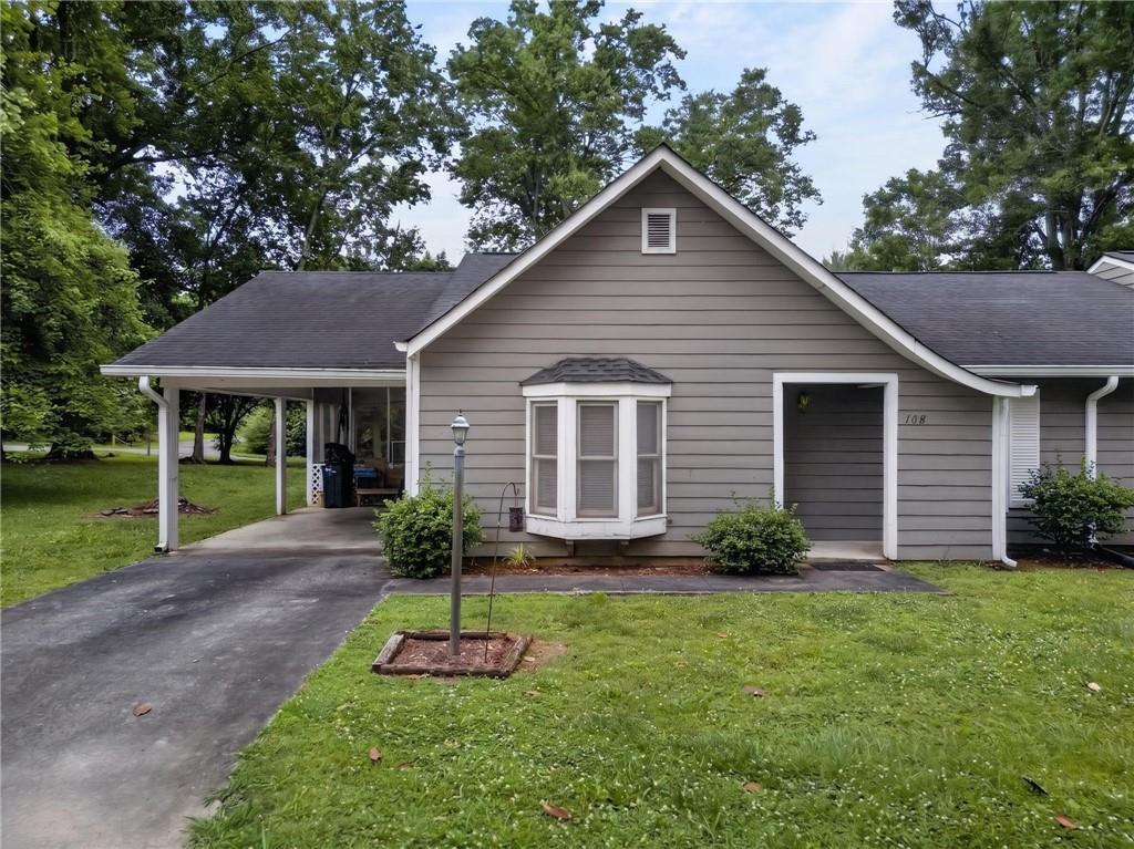 108 Villas Lane Ne Property Photo 1