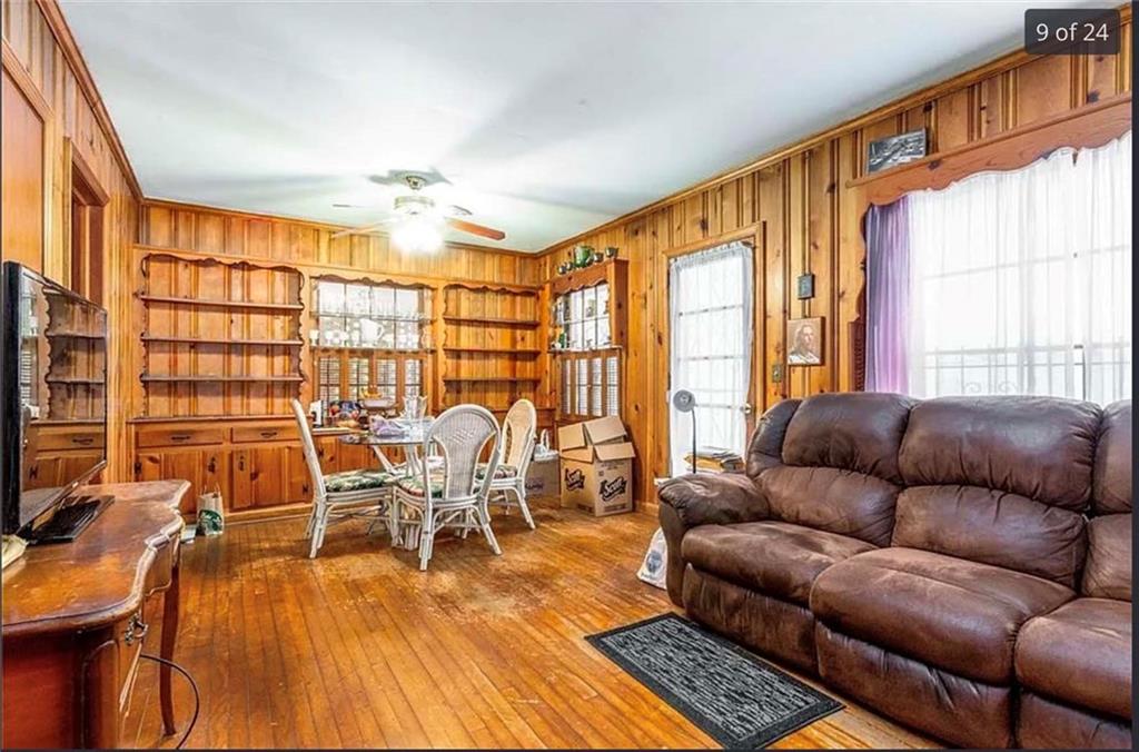 424 E Pharr Road Property Photo 9