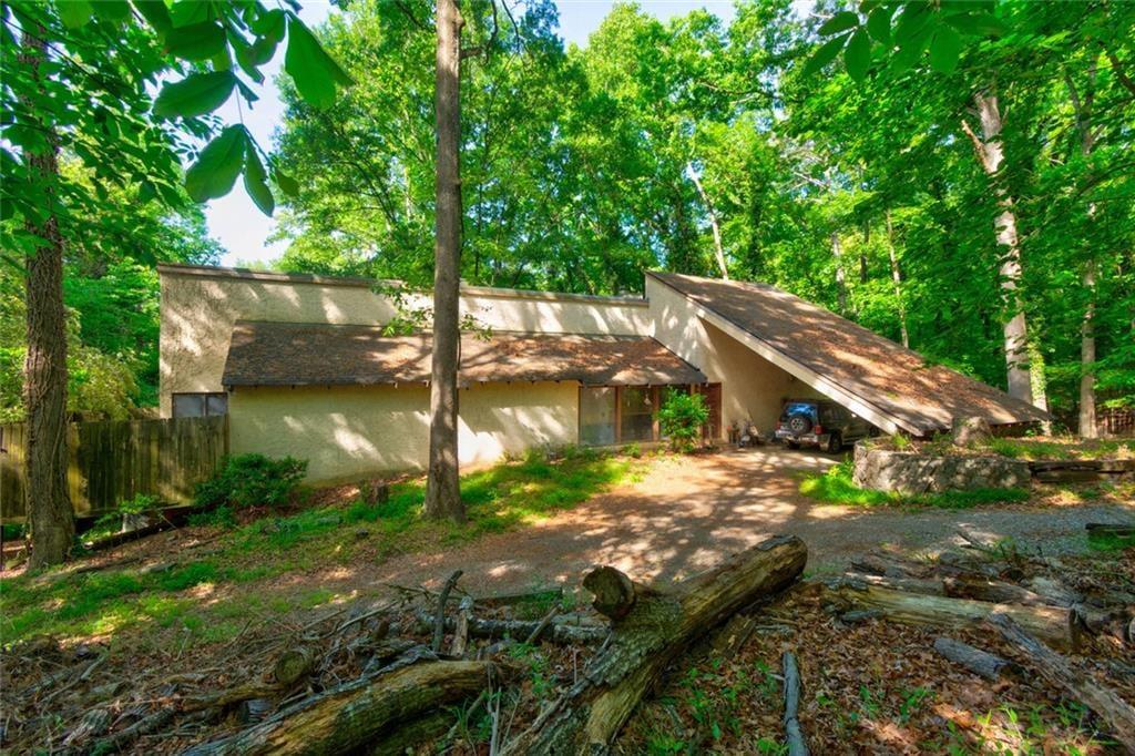 1265 Summit Road Property Photo 1