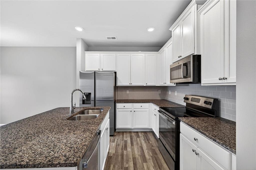 585 Mcwilliams Road Se Unit 1004 Property Photo 5