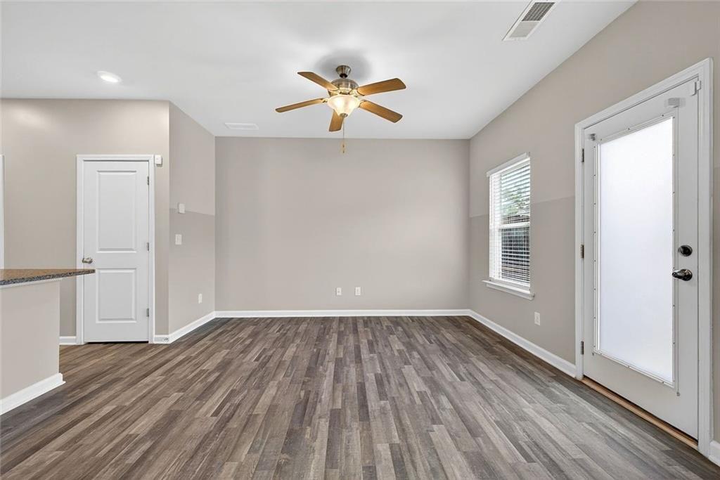 585 Mcwilliams Road Se Unit 1004 Property Photo 8