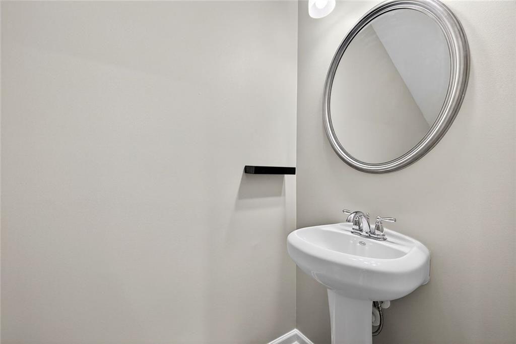 585 Mcwilliams Road Se Unit 1004 Property Photo 12