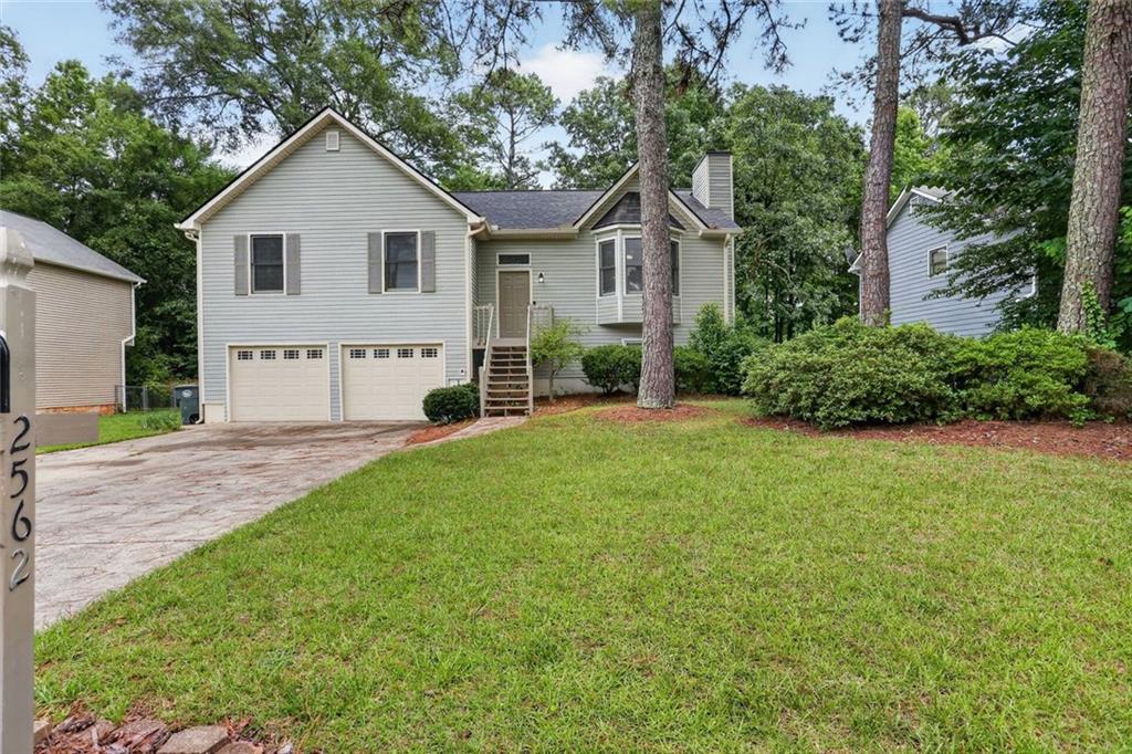 2562 Kennesaw Springs Court Property Photo 1