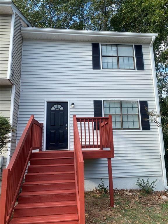 7010 Oakhill Circle Property Photo 1