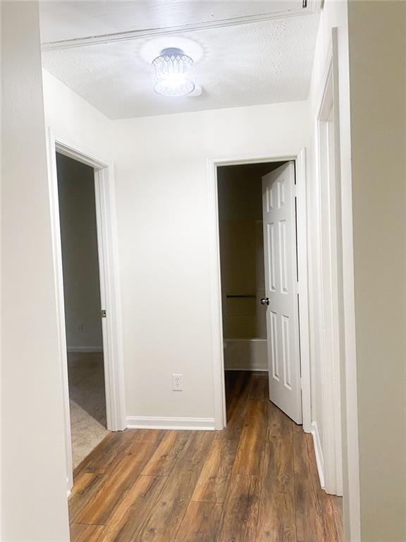 7010 Oakhill Circle Property Photo 11