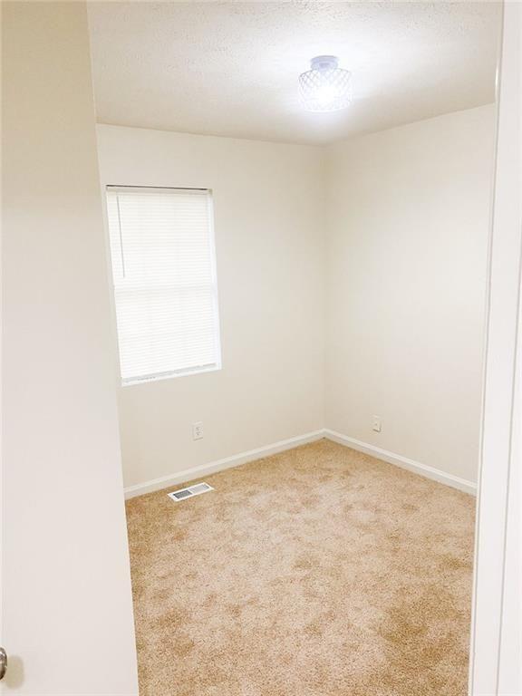 7010 Oakhill Circle Property Photo 15