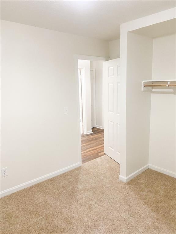 7010 Oakhill Circle Property Photo 16
