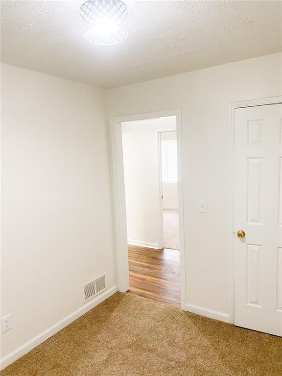 7010 Oakhill Circle Property Photo 18