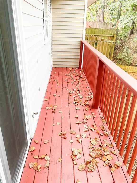 7010 Oakhill Circle Property Photo 27