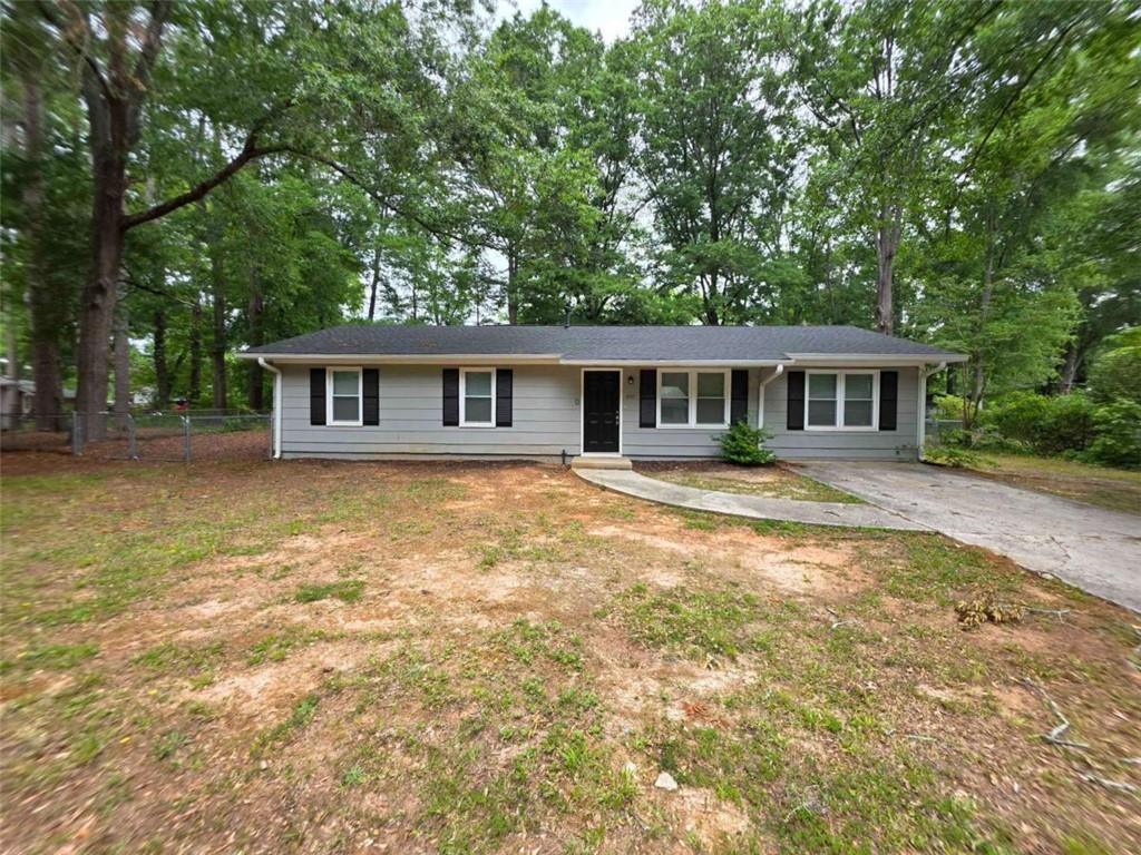 450 Glenwood Drive Property Photo 1