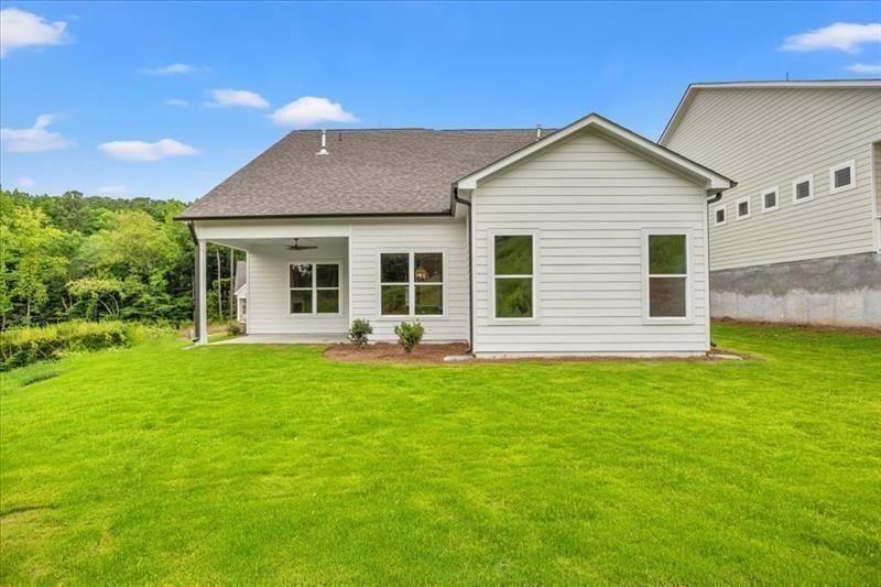 7778394 Property Photo 37