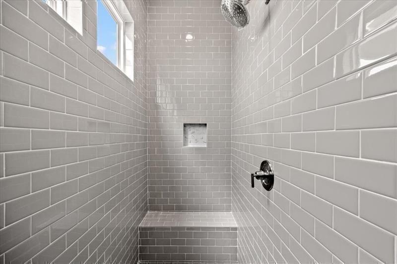 7778394 Property Photo 67