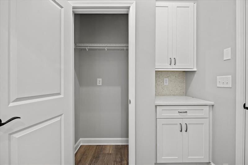 7778394 Property Photo 72