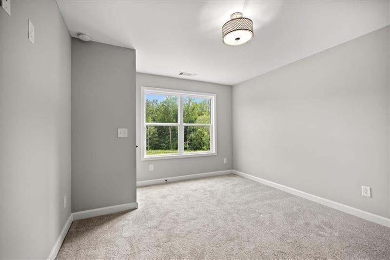 7778394 Property Photo 76