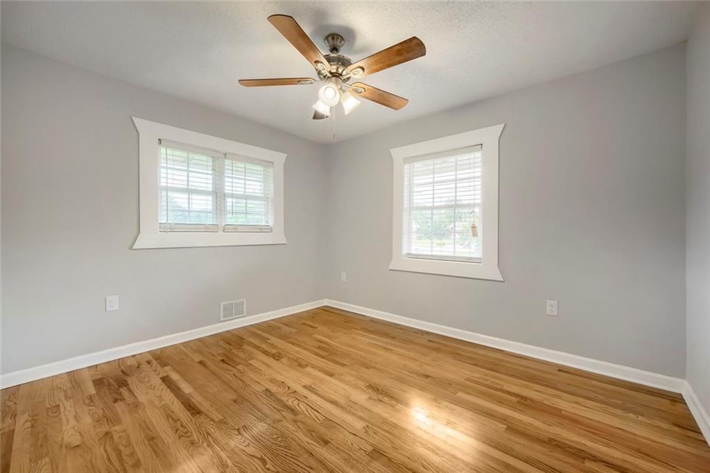 1 North Avenue Property Photo 13