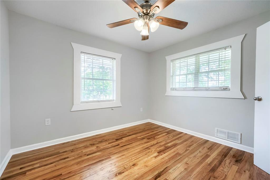 1 North Avenue Property Photo 18