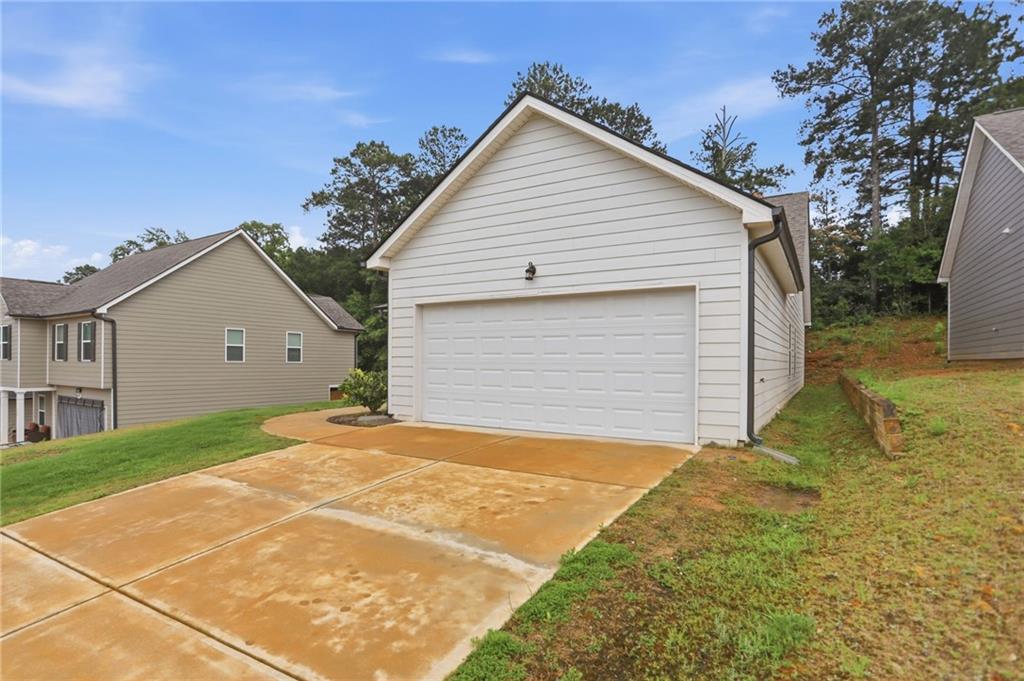 131 Culver Street Property Photo 3