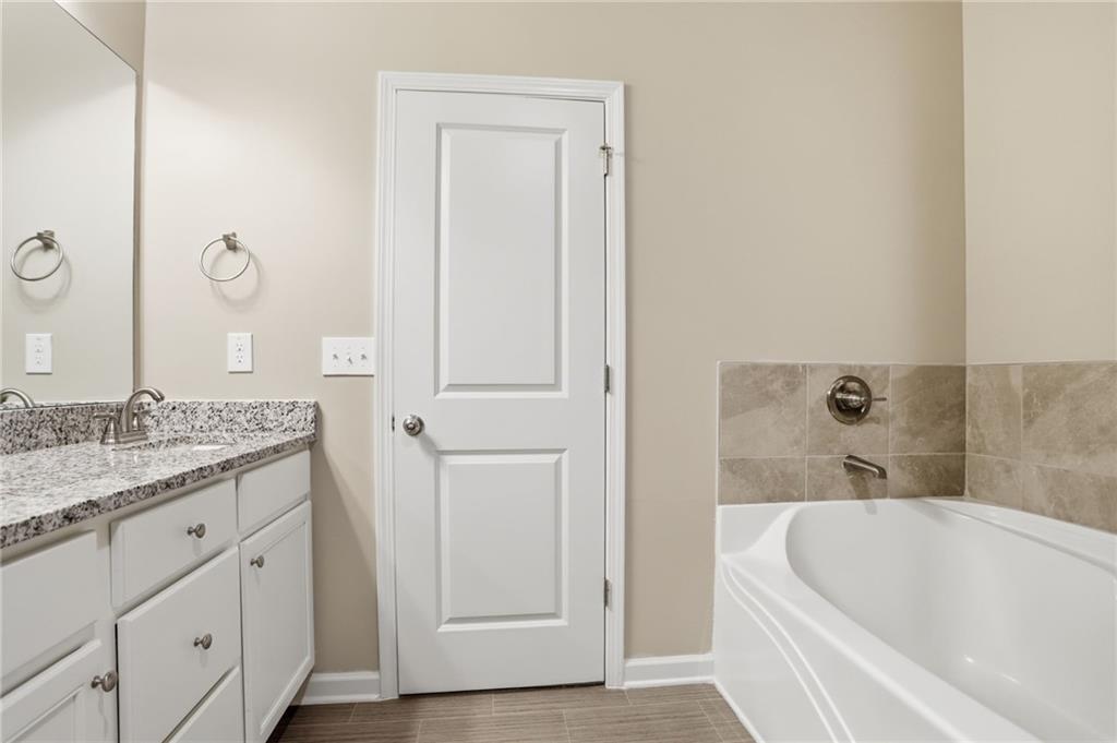 131 Culver Street Property Photo 28