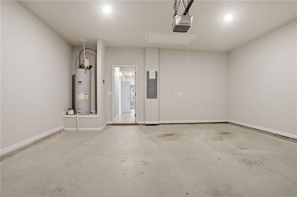131 Culver Street Property Photo 31