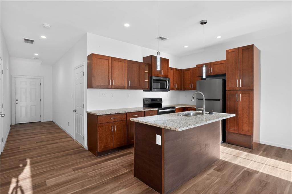 4011 Redan Road Unit 5 Property Photo 4