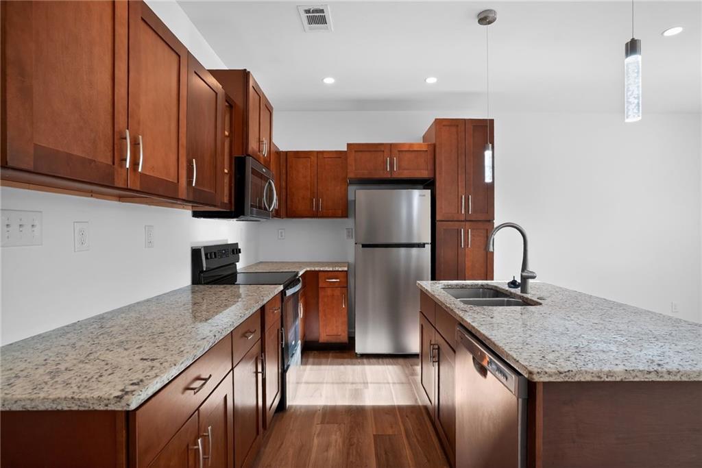 4011 Redan Road Unit 5 Property Photo 5