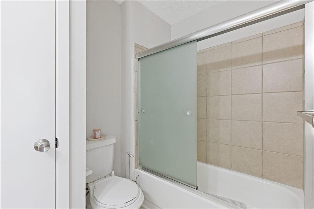 740 Anderson Walk Property Photo 22