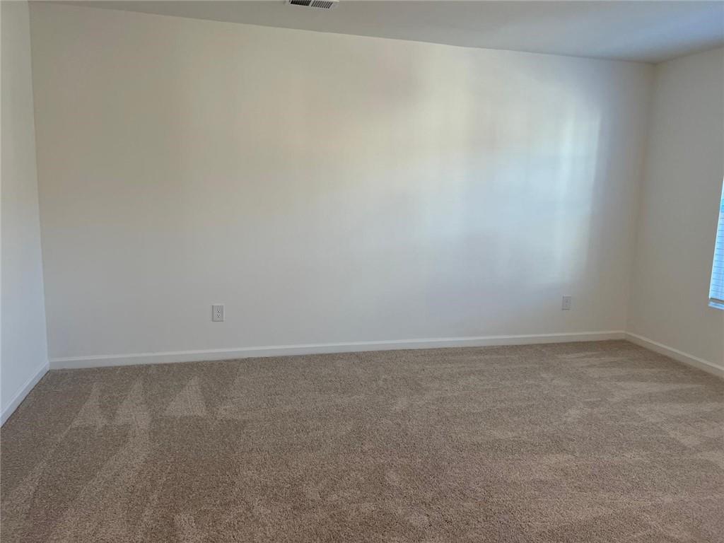 1391 Ben Park Way Property Photo 12