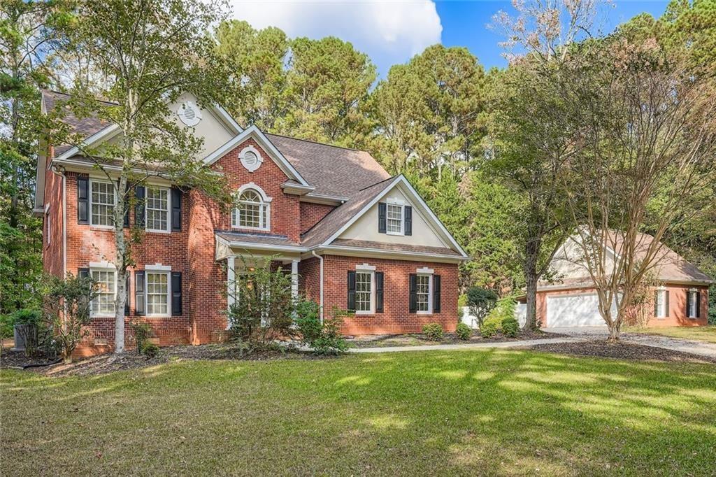 100 Hamilton Glen Court