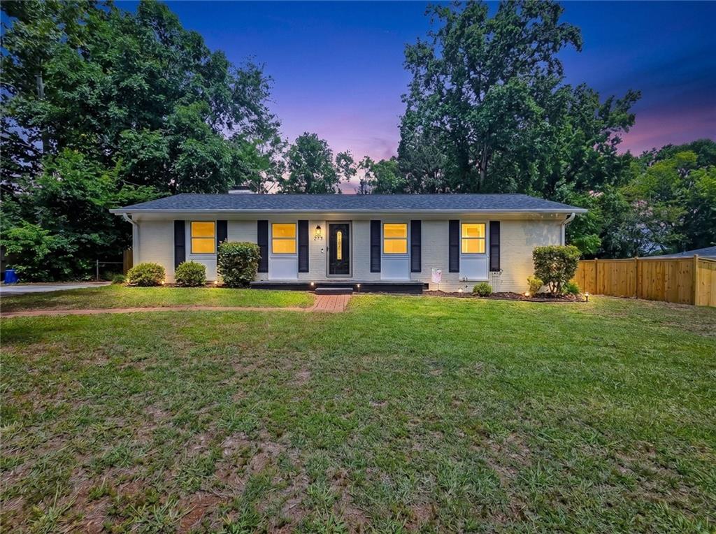 273 Norton Circle Se Property Photo 3