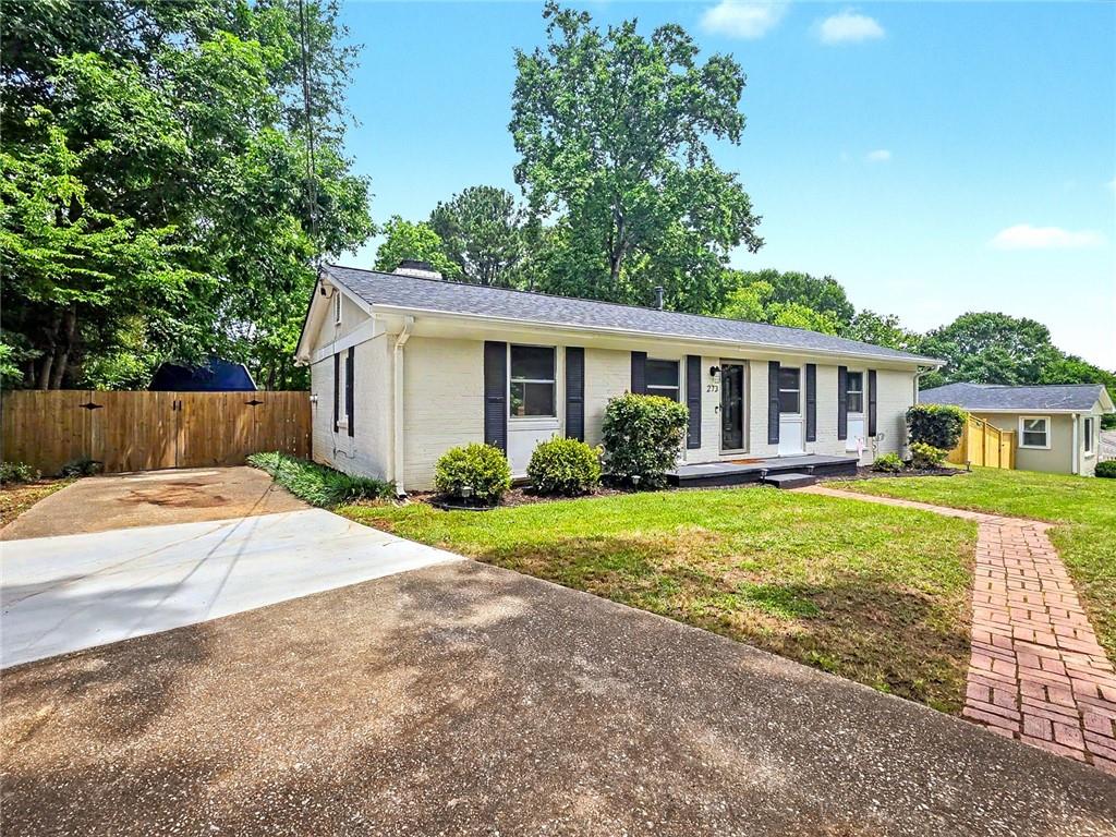 273 Norton Circle Se Property Photo 5