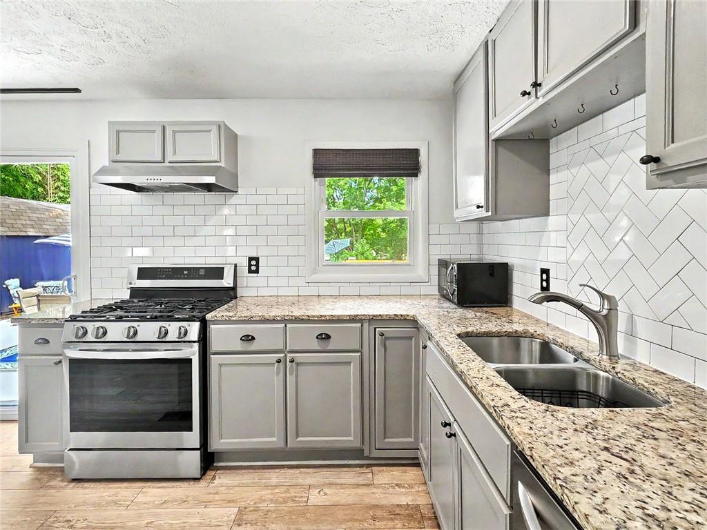 273 Norton Circle Se Property Photo 16