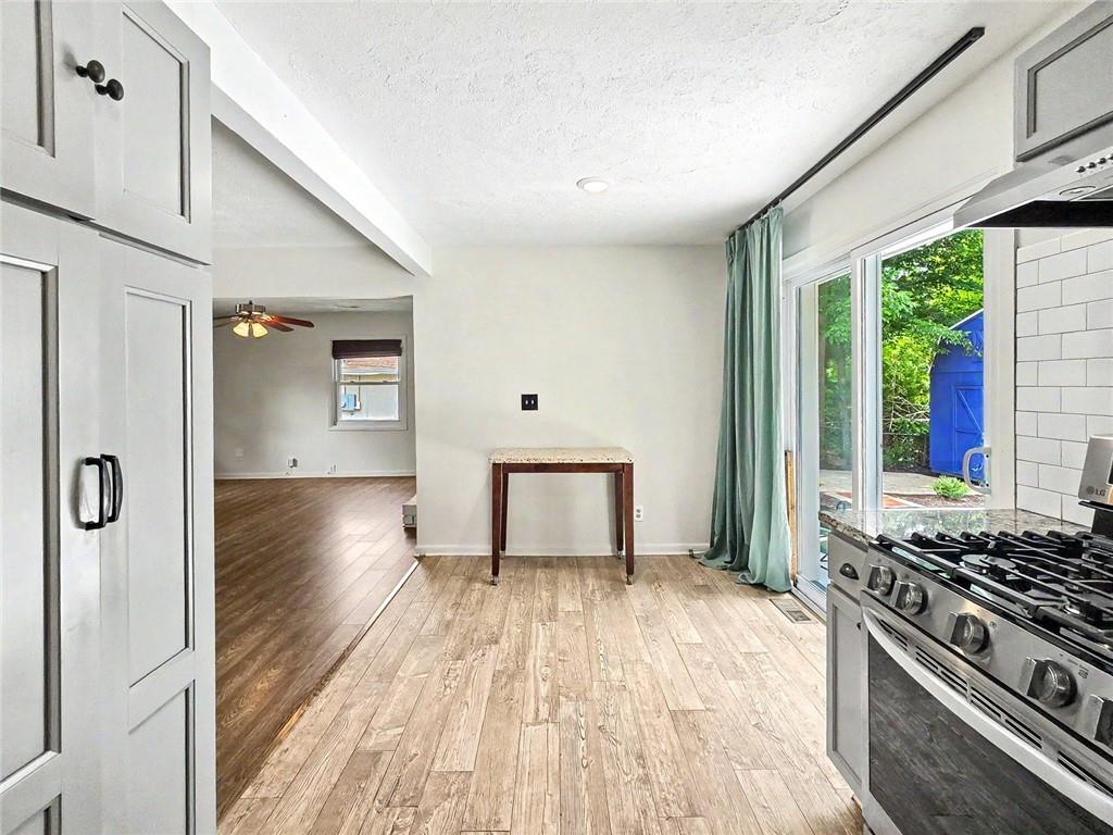 273 Norton Circle Se Property Photo 17