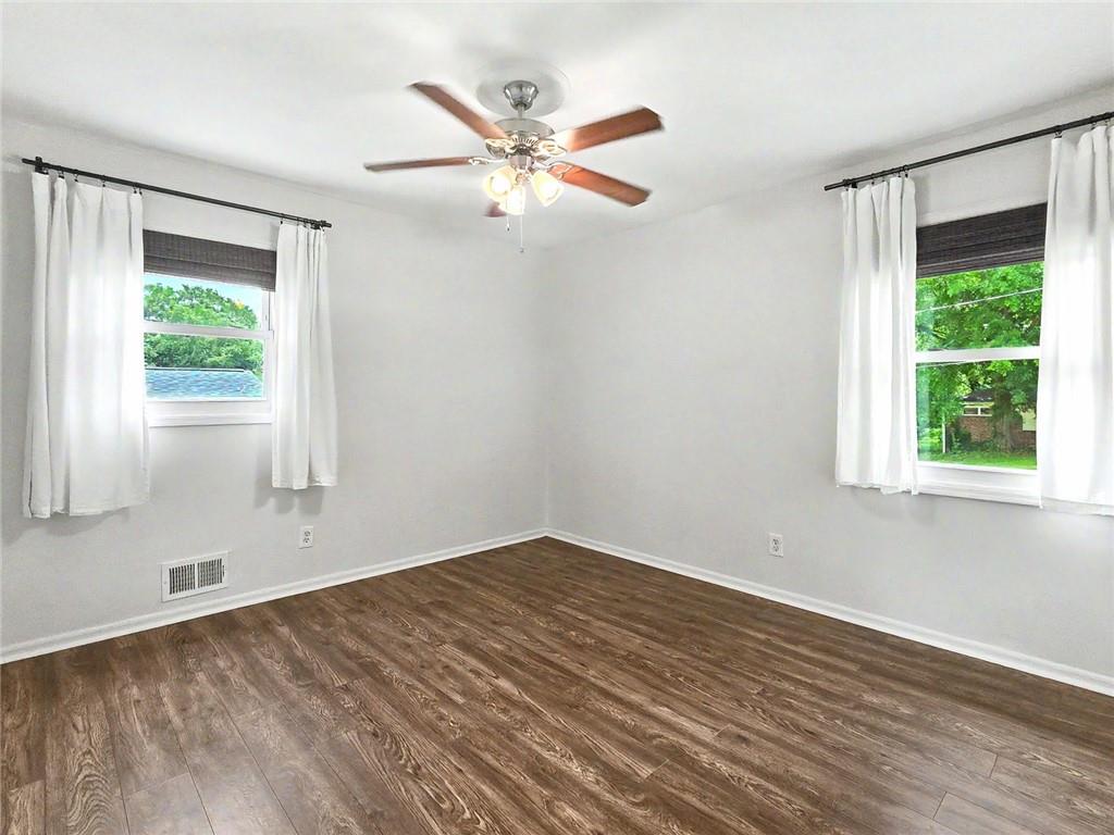 273 Norton Circle Se Property Photo 20